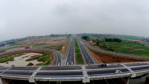 Chuẩn bị xây dựng đường bộ cao tốc Bắc-Nam qua 20 tỉnh, thành