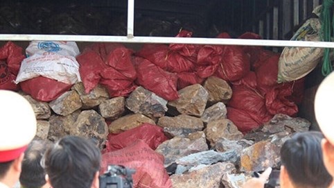 Quảng Nam: Bắt giữ 4,5 tấn quặng đá lậu