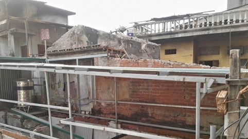 Cháy lớn gần Bệnh viện Nhi Trung ương: Vì sao các hộ dân không được sửa lại nhà hư hỏng?