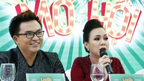 Đại Nghĩa - Việt Hương ngồi 