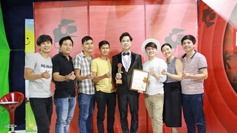 Danh ca Ngọc Sơn được vinh danh là Nhà hoạt động xã hội tiêu biểu Châu Á Thái Bình Dương