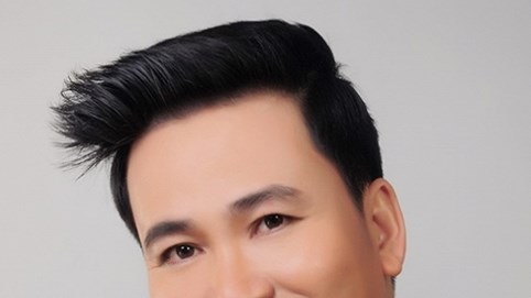 Doanh nhân - ca sĩ Michael Lang: “Với tôi, âm nhạc không phân biệt tuổi tác”