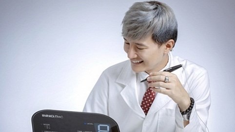 Dược sĩ Tiến chia sẻ về công nghệ triệt dầu, trị mụn vĩnh viễn