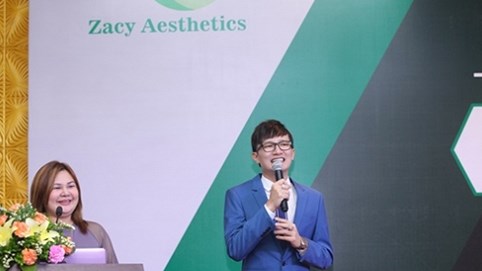 Dược sĩ Tiến làm chuyên gia tại siêu hội thảo “Xu hướng làm đẹp toàn diện năm 2017”