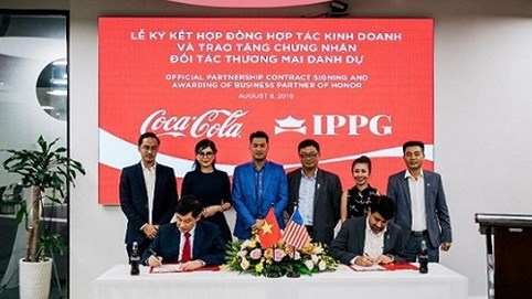IPPG và Coca-Cola Việt Nam ký kết thỏa thuận hợp tác kinh doanh
