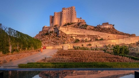 Trải nghiệm cuộc sống giới quý tộc Ấn Độ tại khách sạn cao cấp 