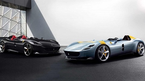 Ferrari chiều lòng giới siêu giàu thích chơi xe mui trần