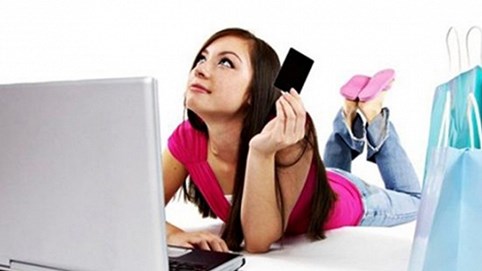 Gác bằng cử nhân để kinh doanh trên mạng