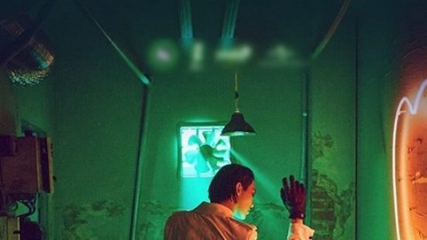 Gây sốc với tên MV, Album: Chiêu trò cứu vớt lượt nghe?