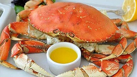 Giá hơn triệu đồng một con, cua đá Canada vẫn đắt hàng