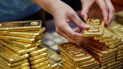 Giá vàng hôm nay 27/12: USD tăng trở lại, vàng lên đỉnh mới