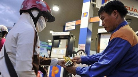 Giá xăng giảm lần thứ 5 liên tiếp