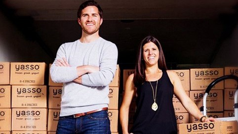 Hai doanh nhân trẻ tạo ra thương hiệu trị giá 100 triệu USD nhờ... sữa chua kem