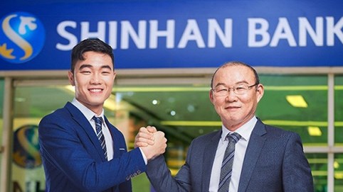 HLV Park Hang-seo giúp doanh thu ngân hàng Hàn tại Việt Nam tăng vọt