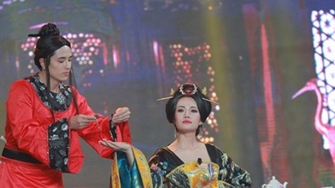 Hoàng Kim Uyên hóa hoàng hậu thủ đoạn trong 