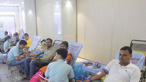 Doanh nhân Ấn Độ hiến máu nhân đạo tại Việt Nam