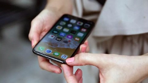 iPhone X qua sử dụng tràn về Việt Nam, giá xuống 16 triệu đồng