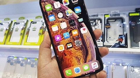 iPhone XS Max qua sử dụng về Việt Nam chưa đến 24 triệu đồng