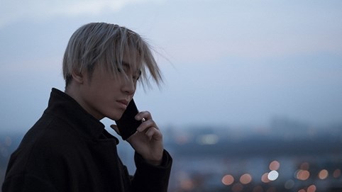 Ngày 8/3, Karik bất ngờ không... ít nói