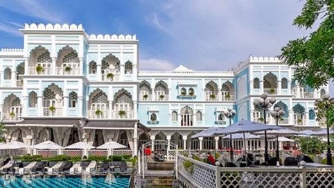 Khai Silk không phải chủ nhân của 2 tòa lâu đài tráng lệ mới bán