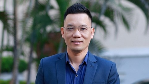 Khát vọng nâng tầm áo dài Việt