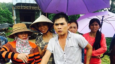 Kon Tum: Nhiều cán bộ y, bác sĩ và người dân nghi bị phơi nhiễm HIV trong vụ cứu người bị tai nạn