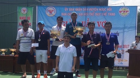 Kon Tum: Tranh cúp giải quần vợt huyện Ngọc Hồi 2017