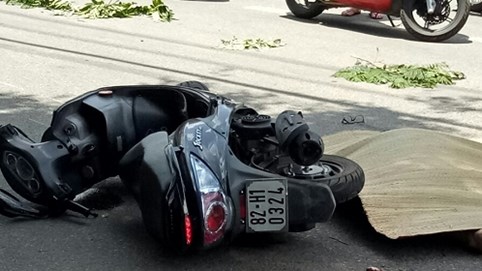 Kon Tum: Truy tìm ô tô gây tai nạn rồi bỏ trốn