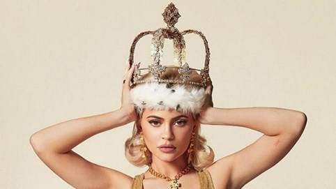 Kylie Jenner - Ngôi sao quyền lực và sexy nhất mạng xã hội 2018
