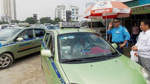 Lại tranh cãi việc 