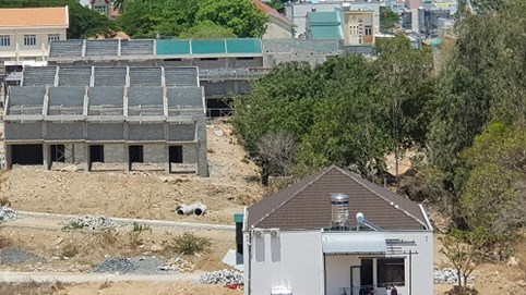 Lô đất đang sinh sống hơn 40 năm bỗng nhiên đứng tên lãnh đạo doanh nghiệp