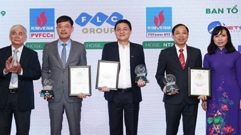 Lộ diện Top 3 IR Awards 2019