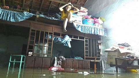 Miền Trung: 4 người chết và mất tích, hàng nghìn nhà dân bị ngập do mưa lũ