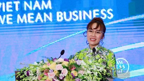 Một tuần đáng sợ, tỷ phú Phương Thảo chủ Vietjet Air vẫn bám trụ