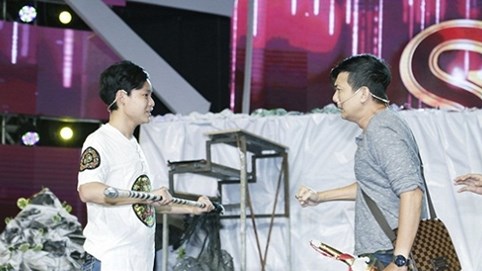 Nghệ sĩ Điền Trung bỏ 3 show diễn để hỗ trợ em vợ Lê Nguyễn Trường Giang