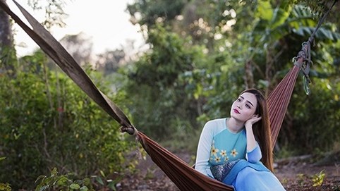 Ngọc Ny The Voice ra mắt ca khúc lấy nước mắt khán giả ở vòng giấu mặt