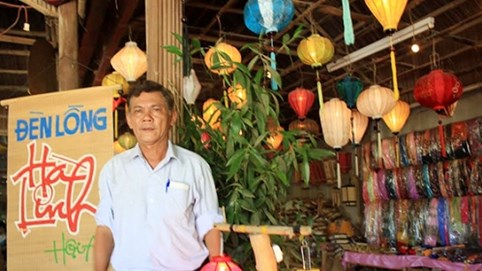 Người kỹ sư đưa lồng đèn Hội An xuất ngoại