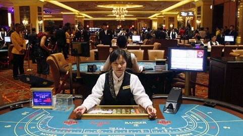 Người Việt sẽ đánh bài ở casino ra sao?
