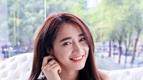 Nhã Phương - Từ nữ sinh phố núi đến ngôi sao điện ảnh