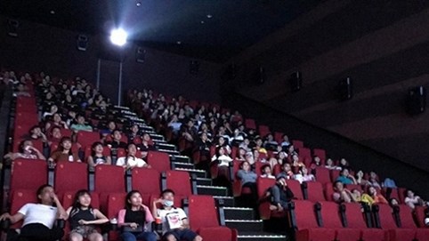 Những tấm vé xem phim miễn phí dành cho công nhân - sinh viên