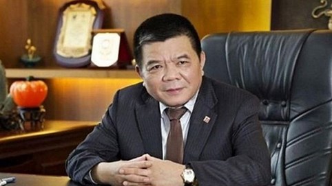 Nóng tuần qua: Rúng động vì 