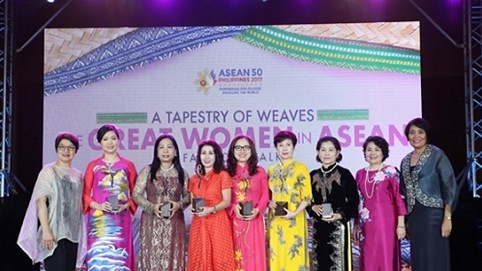 Phó Chủ tịch SeABank: 