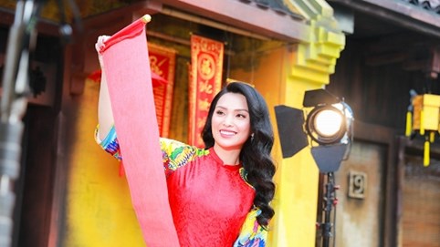 “Phụ nữ Việt đẹp nhất là trong trang phục áo dài”