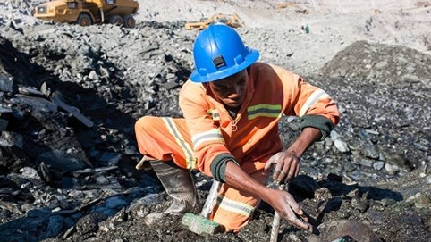 Quảng Ninh: “Phát lộ” mỏ than khi thực hiện dự án chung cư