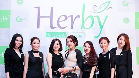 Ra mắt thương hiệu mỹ phẩm từ thiên nhiên Herby