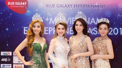 Dàn người đẹp của Hoa hậu Doanh nhân người Việt Châu Á 2017 đọ sắc tại sự kiện