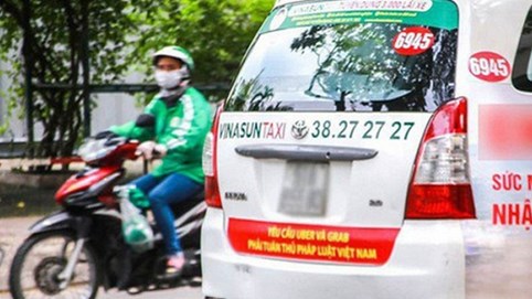 Thấy gì từ việc Vinasun và Grab 