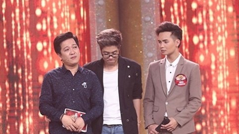 Trường Giang lần đầu bật khóc trên sóng truyền hình khi nhắc về người mẹ quá cố