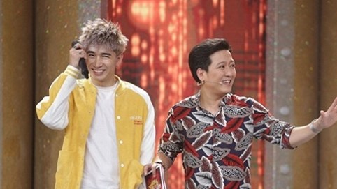 Chi Dân xấu hổ khi được Trường Giang khen đẹp trai như tài tử Hàn Quốc