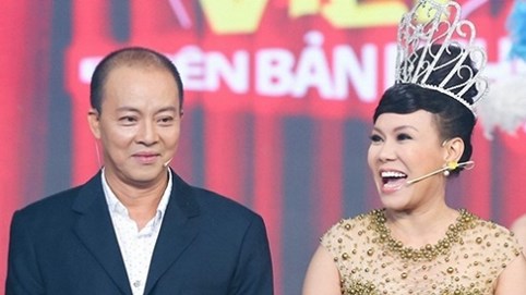 Việt Hương, NSƯT Đức Hải ngồi “ghế nóng” đêm chung kết Cười xuyên Việt